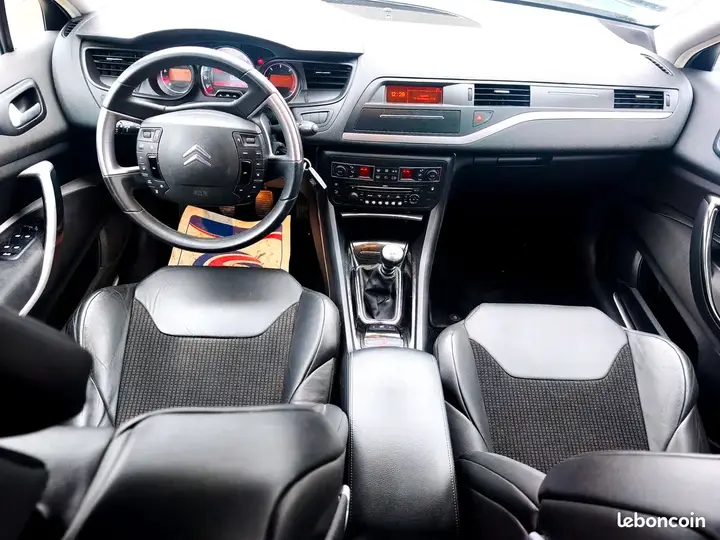 Citroen C5 2009 photo 5