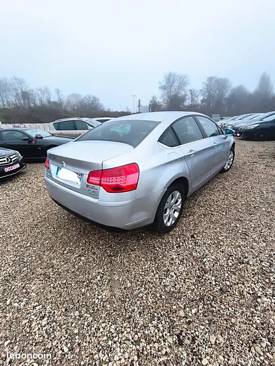 Citroen C5 2009 photo 2