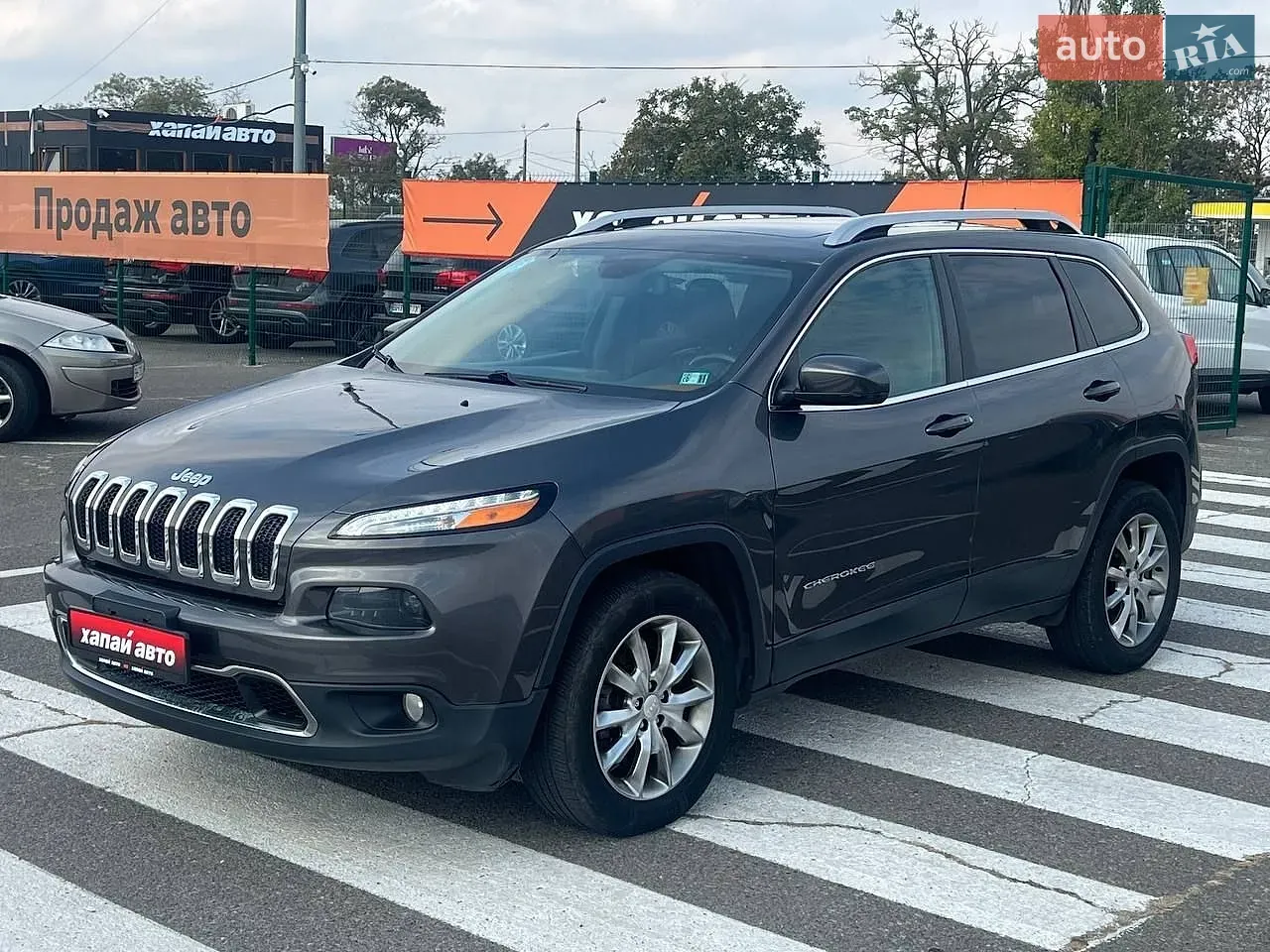 Jeep Cherokee 2018 photo 2
