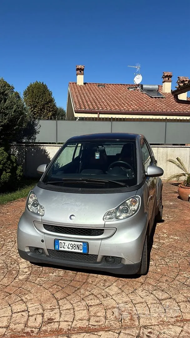Smart Fortwo 2010 photo 4