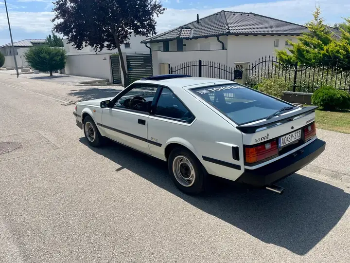Toyota Celica 1983 photo 3