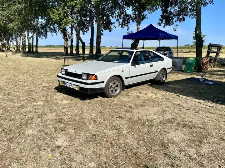 Toyota Celica 1983 photo 2