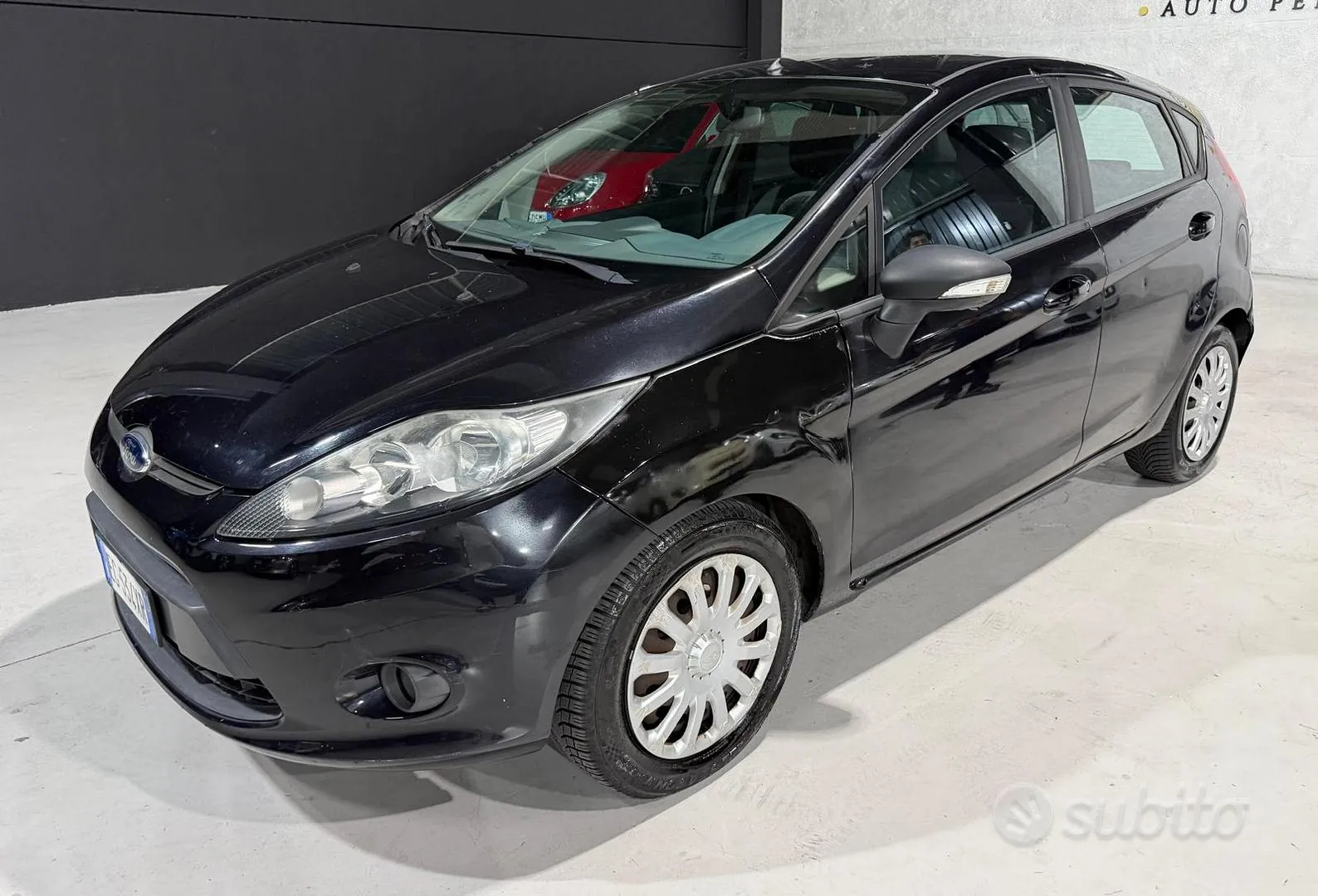 Ford Fiesta 2011 photo 3