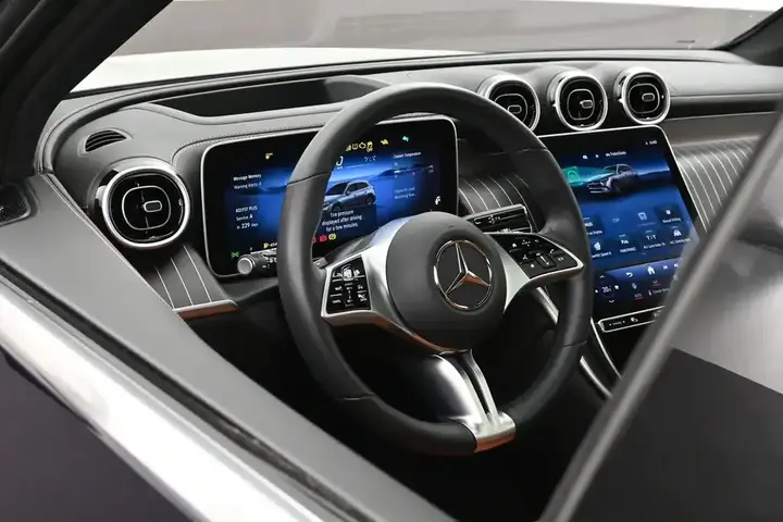 Mercedes-Benz Glc 2024 photo 5