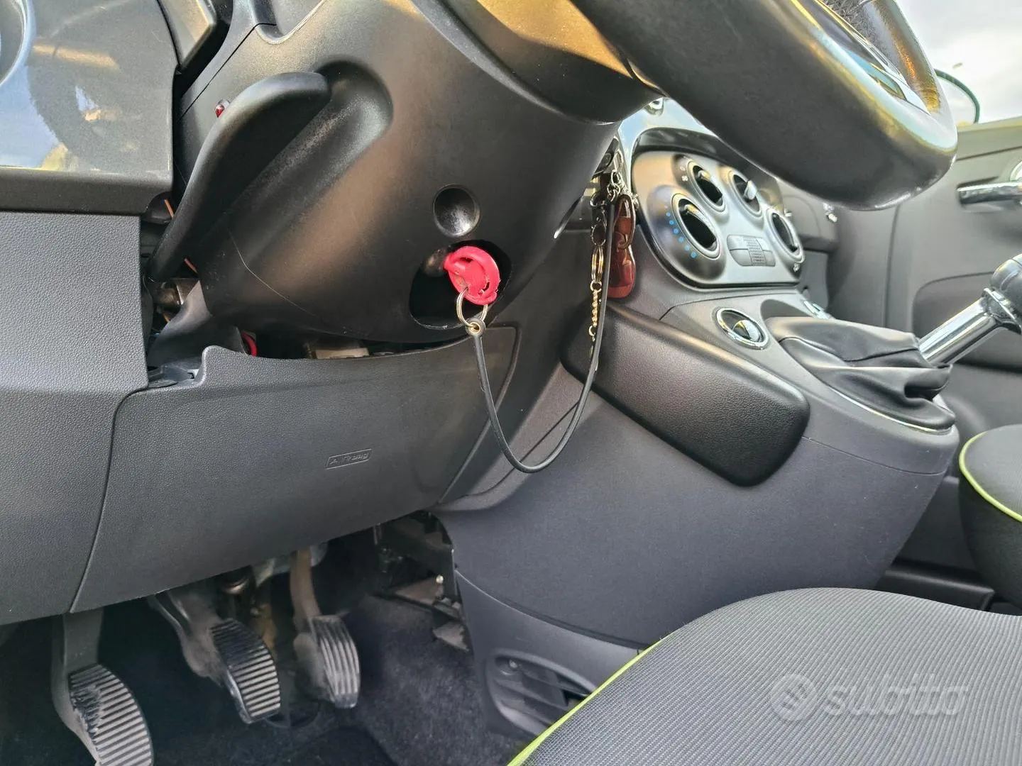 Fiat 500 2016 photo 2