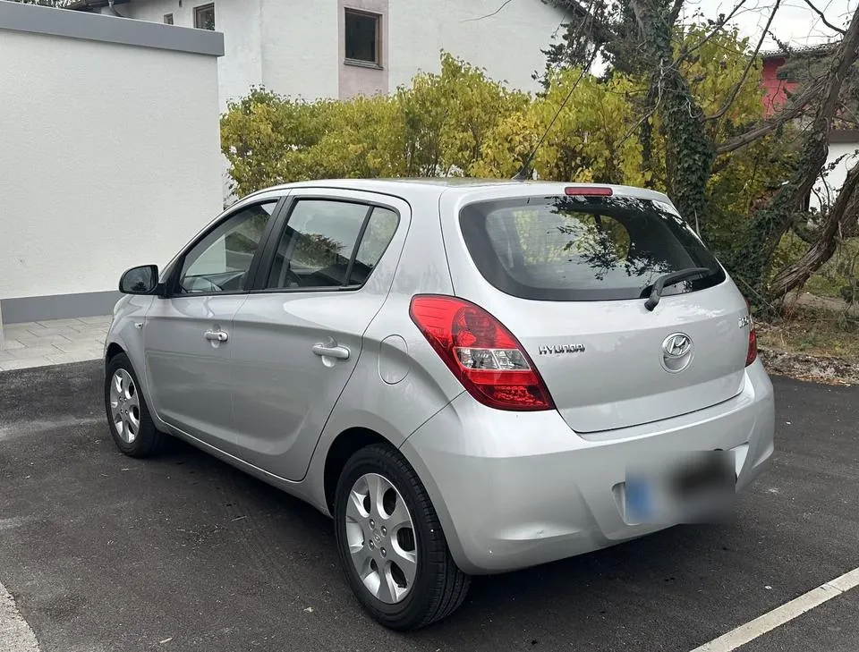 Hyundai I20