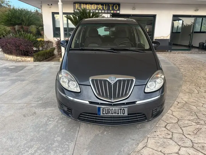 Lancia Musa 2011 photo 2
