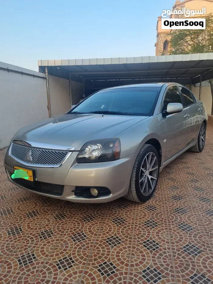 Mitsubishi Galant 2010 photo 4