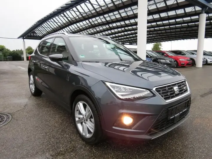 Seat Arona
