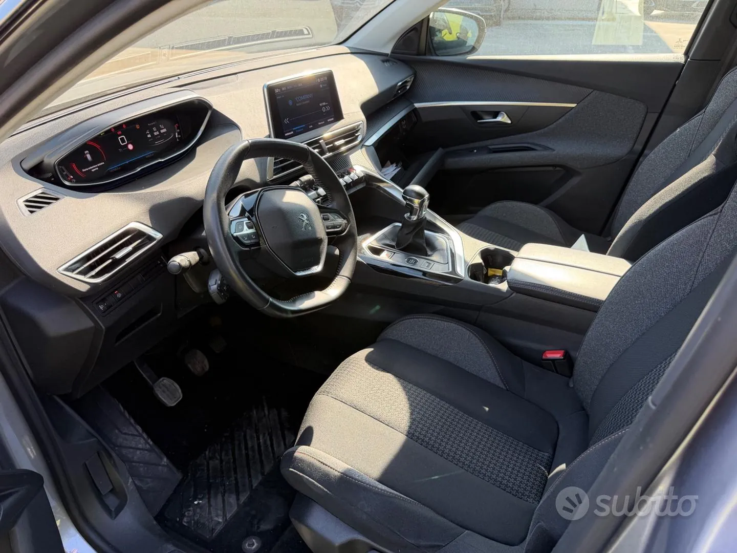 Peugeot 3008 2022 photo 4