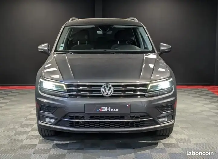 Volkswagen Tiguan 2019 photo 2
