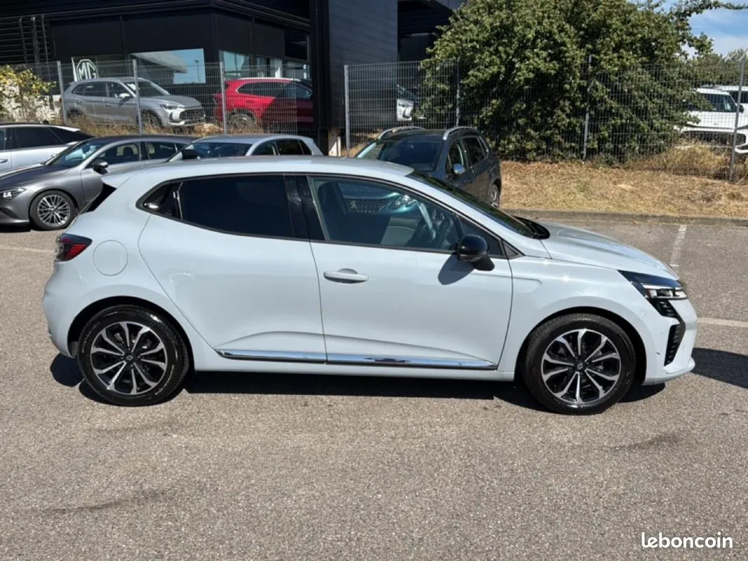 Renault Clio 2025 photo 4