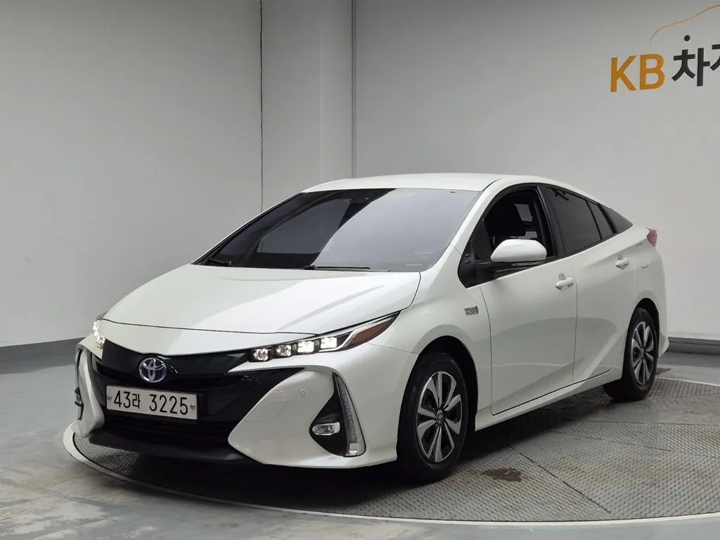 Toyota Prius Prime