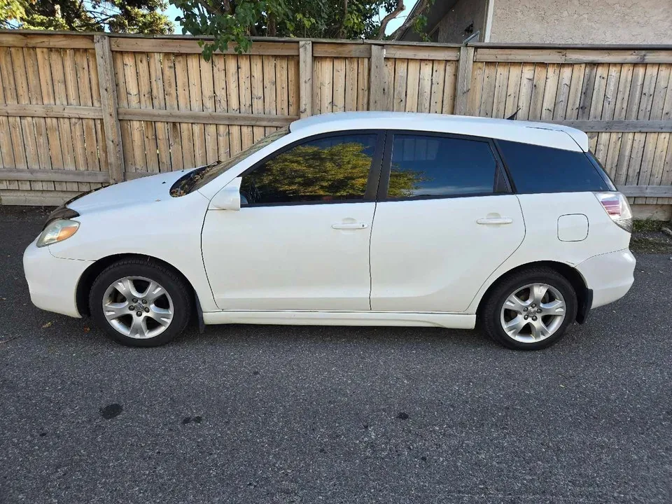 Toyota Matrix 2006 photo 3