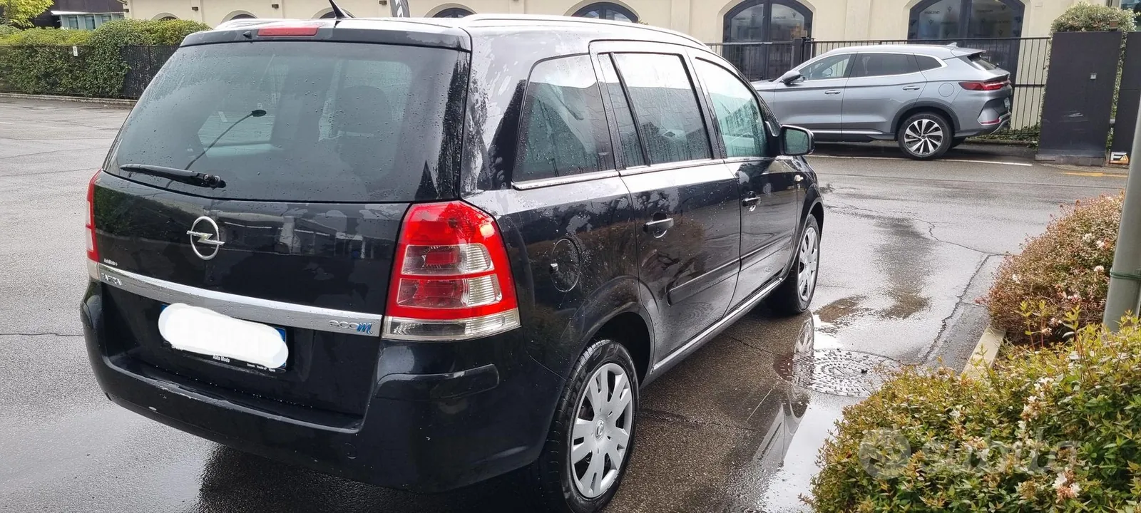 Opel Zafira 2010 photo 3