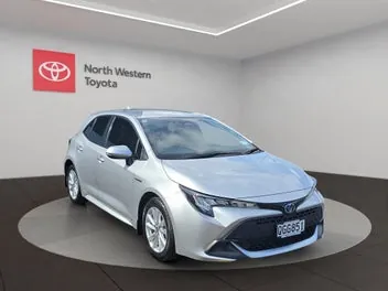 Toyota Corolla 2023 photo 2