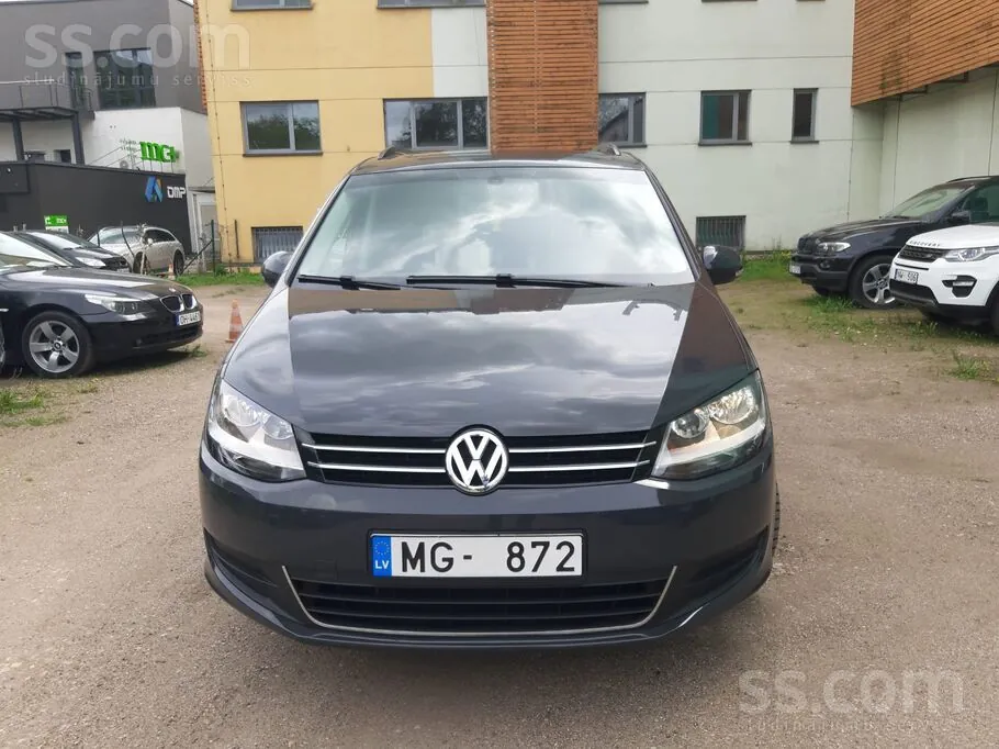 Volkswagen Sharan 2013 photo 2