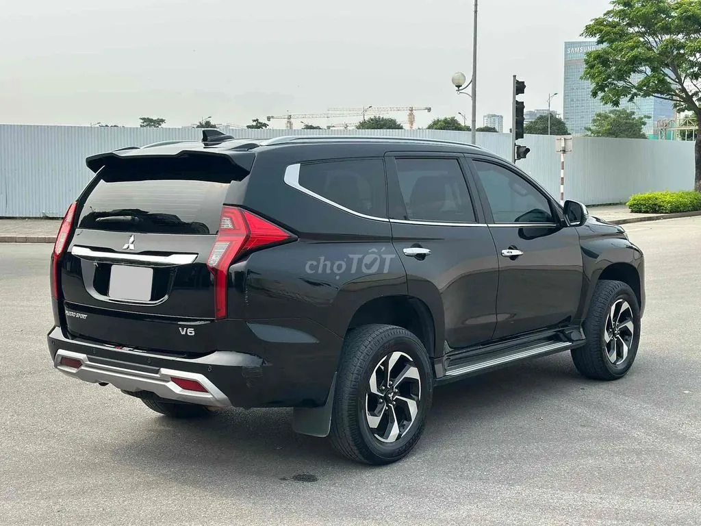 Mitsubishi Pajero Sport 2024 photo 5