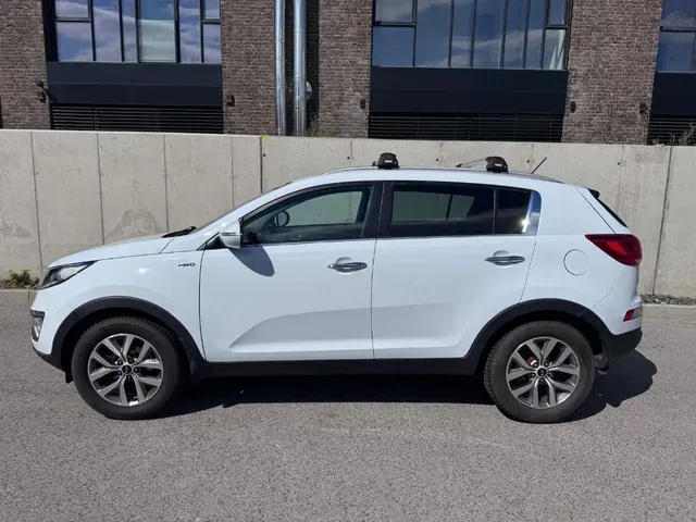 Kia Sportage 2015 photo 2