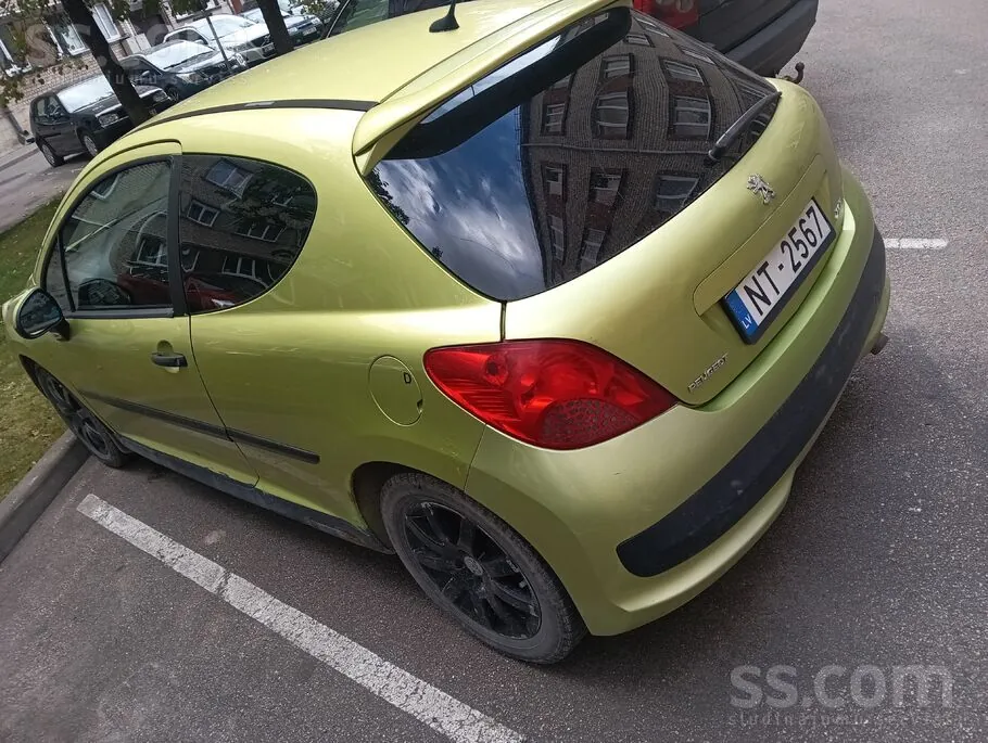 Peugeot 207 2006 photo 4