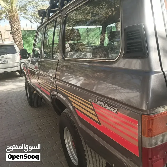 Toyota Land Cruiser 1987 photo 3