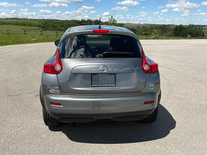 Nissan Juke 2014 photo 2