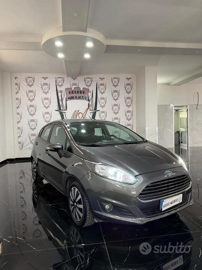 Ford Fiesta 2016 photo 2