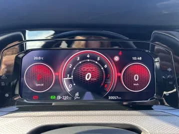 Volkswagen Golf 2024 photo 3