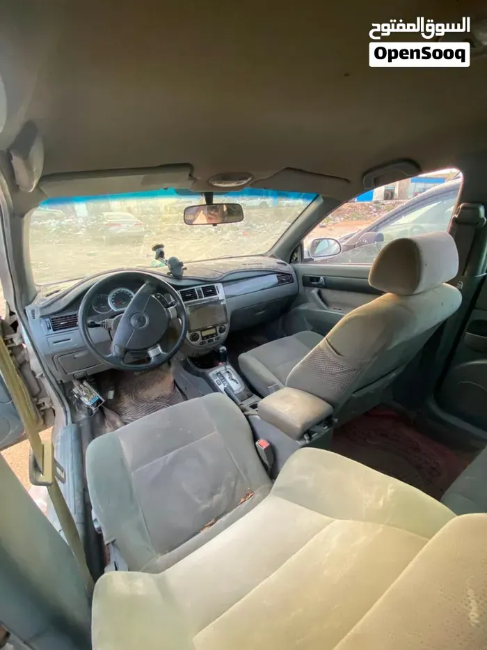 Chevrolet Optra 2013 photo 3