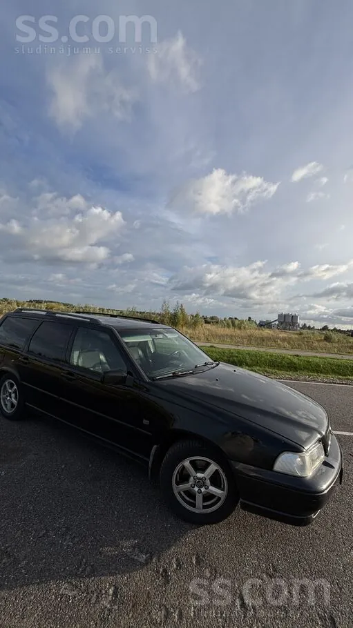 Volvo V70 2000 photo 3