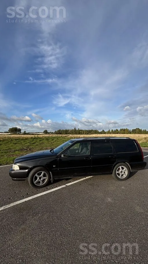 Volvo V70 2000 photo 4