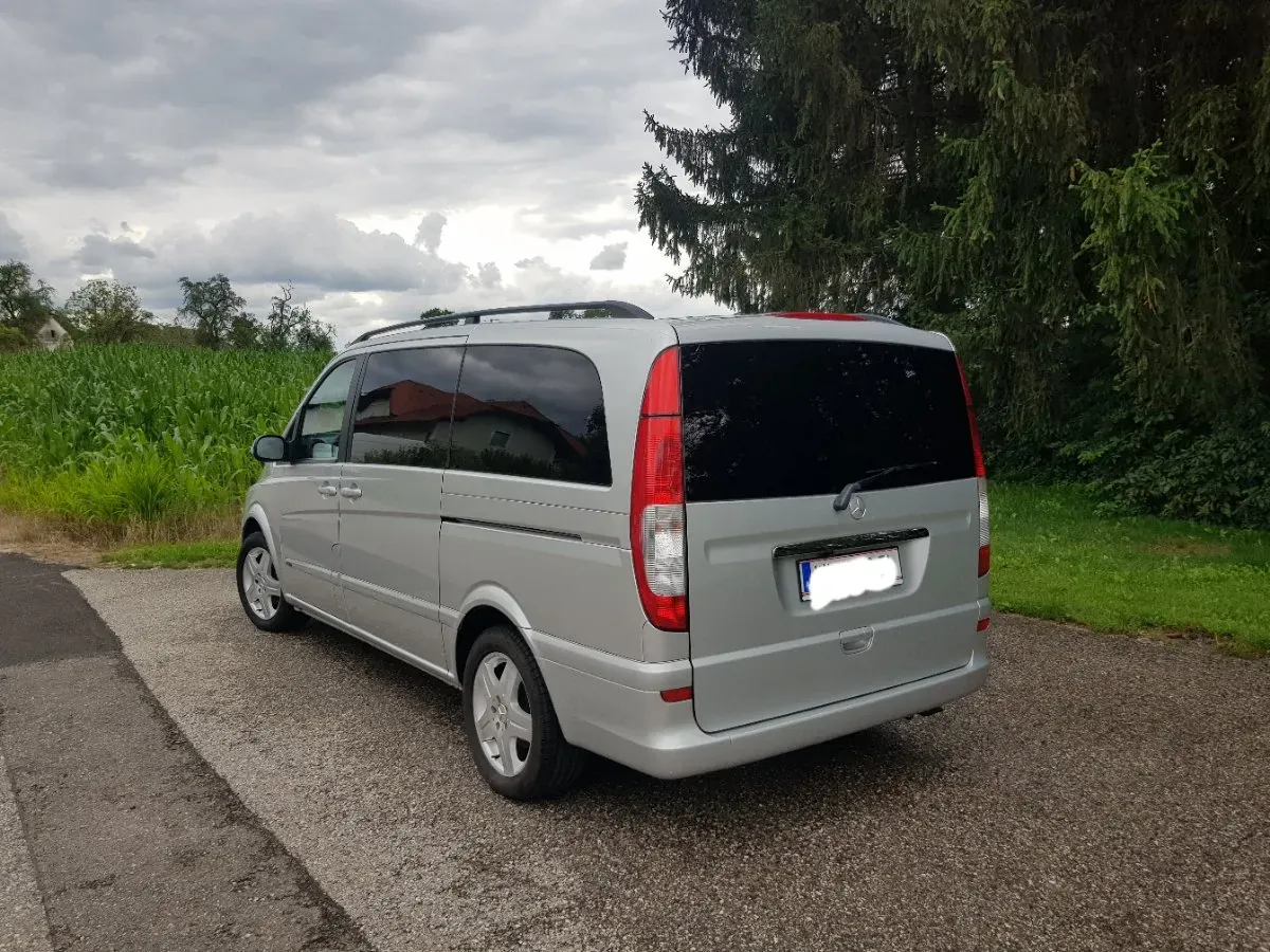 Mercedes-Benz Viano 2007 photo 2