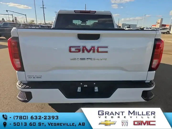 GMC Sierra 1500 2026 photo 3
