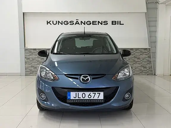 Mazda 2 2014 photo 5