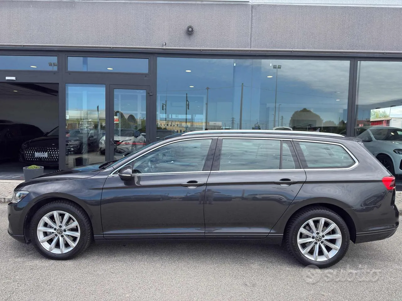 Volkswagen Passat 2022 photo 5