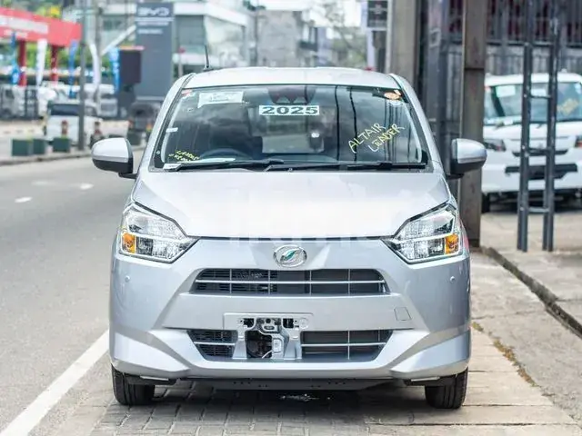 Daihatsu Mira 2025 photo 5