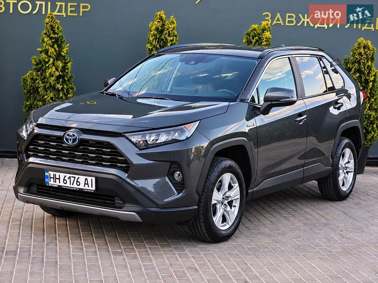 Toyota Rav4 2020 photo 2