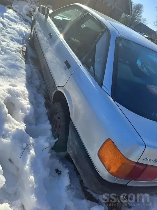 Audi 80 1989 photo 3