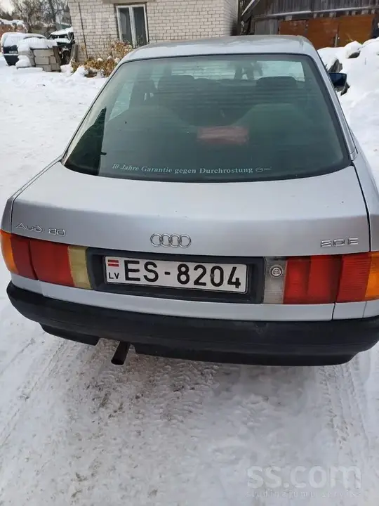 Audi 80 1989 photo 4