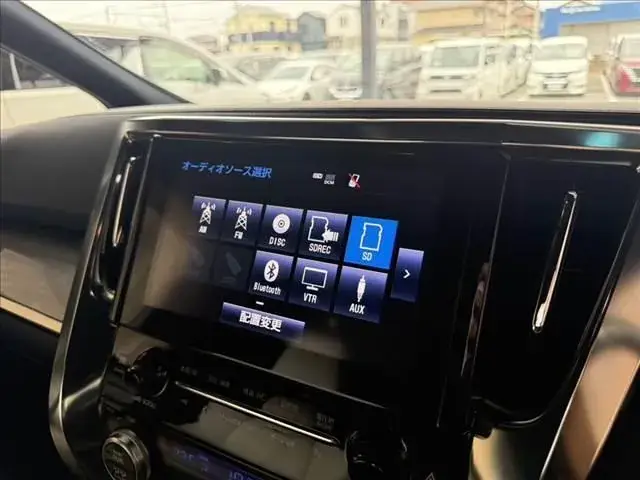 Toyota Alphard 2018 photo 5