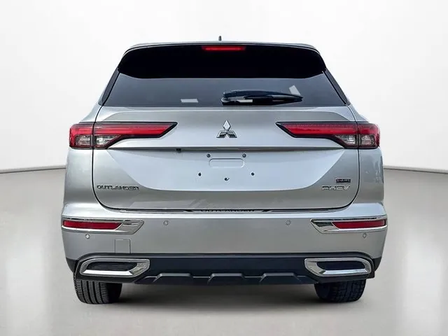 Mitsubishi Outlander 2023 photo 5