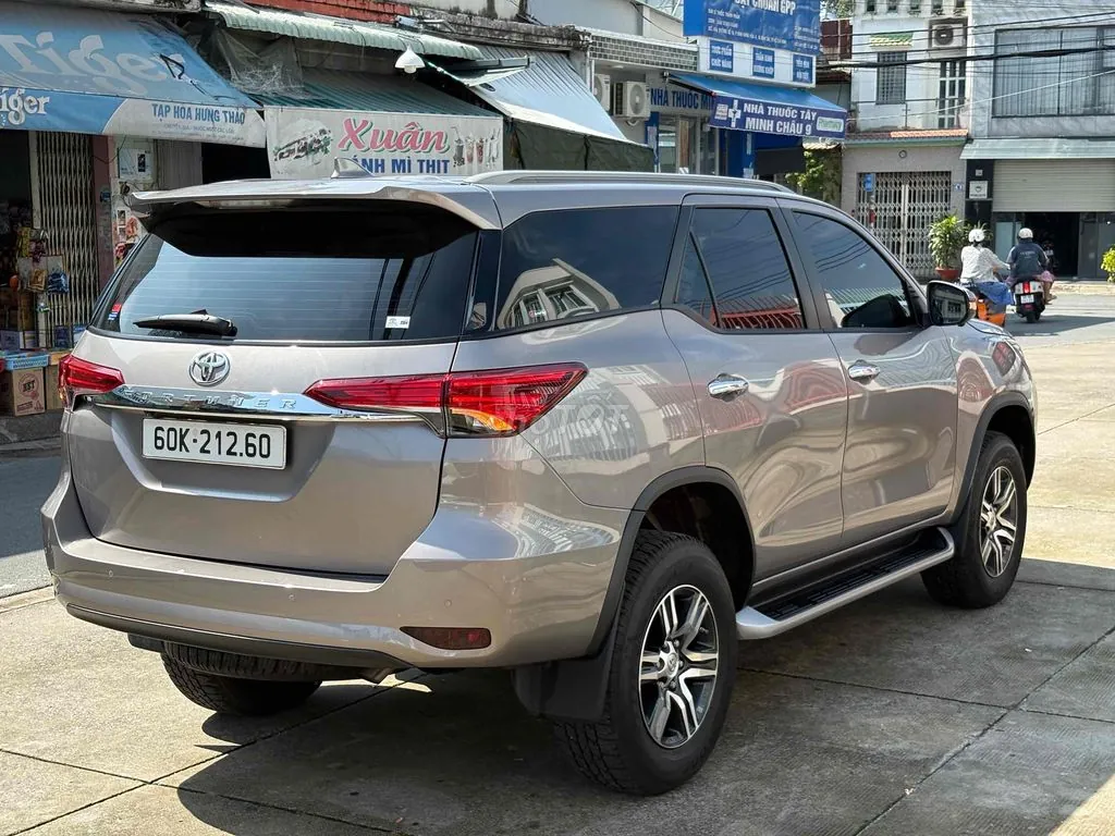 Toyota Fortuner 2022 photo 4