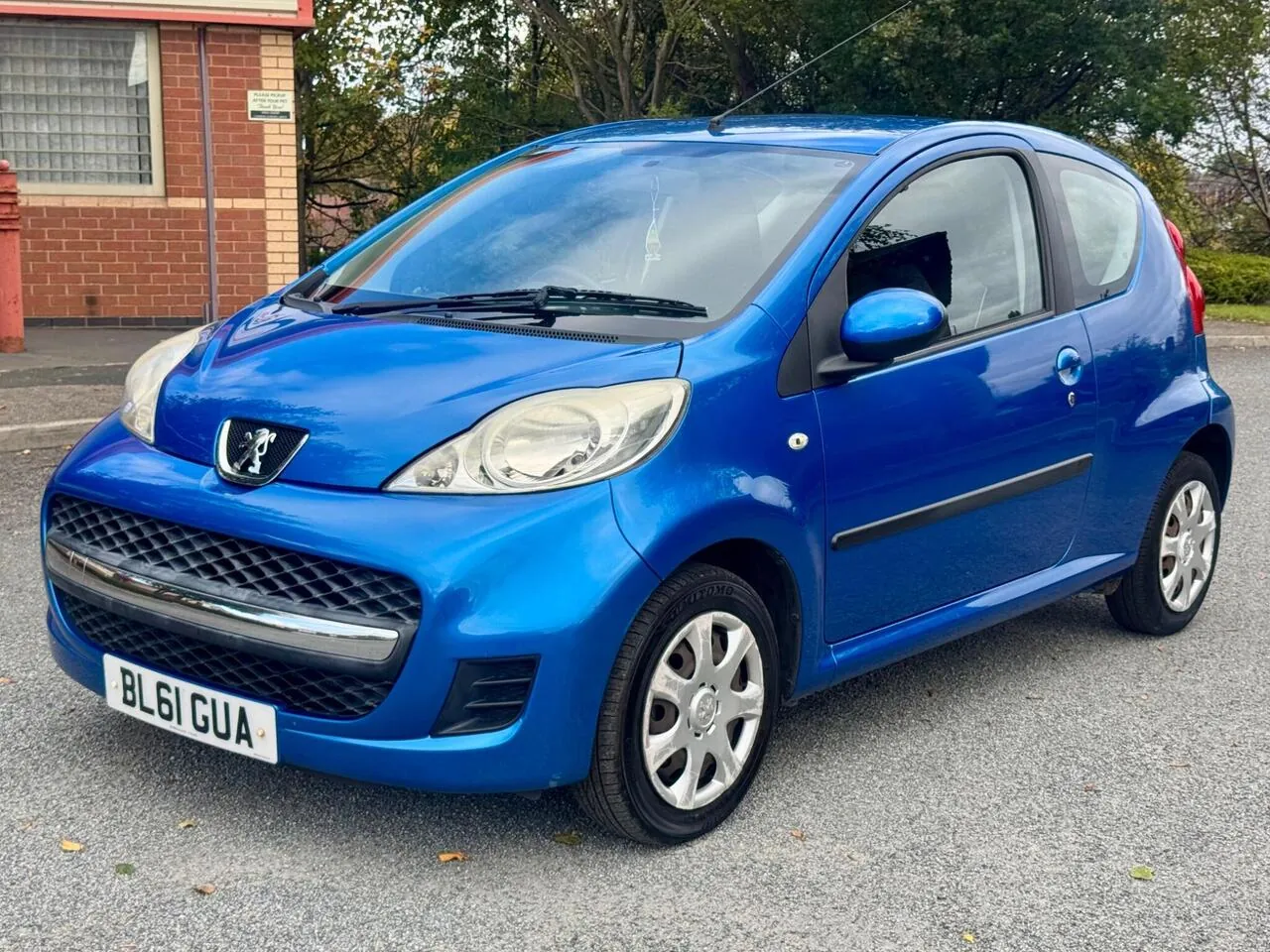 Peugeot 107 2012 photo 3