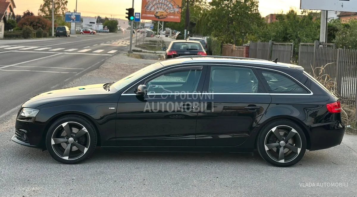 Audi A4 2010 photo 5