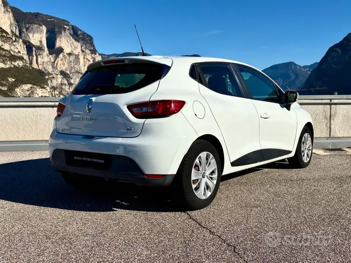 Renault Clio 2015 photo 5
