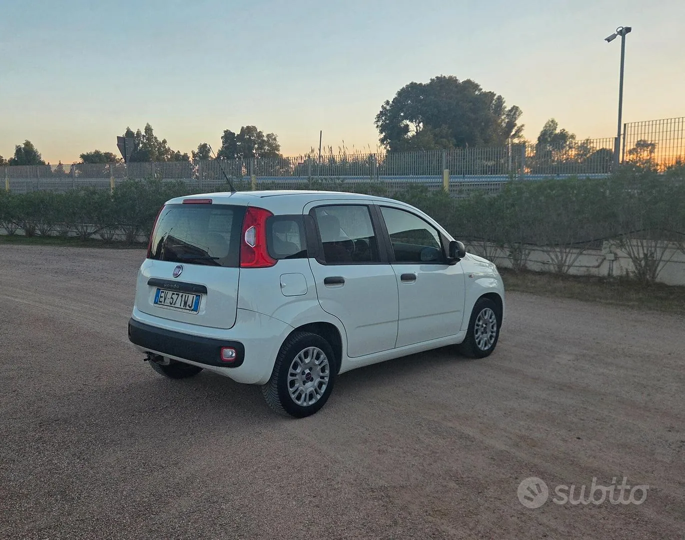 Fiat Panda 2015 photo 4