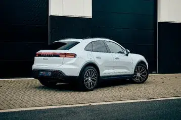 Porsche Macan 2026 photo 2