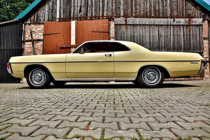 Dodge Polara