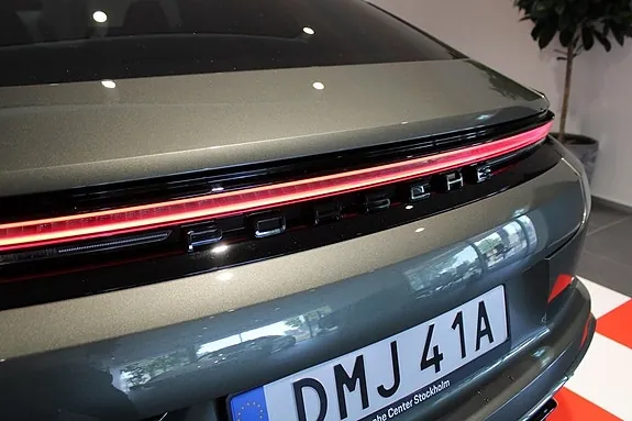 Porsche Panamera 4 2026 photo 4
