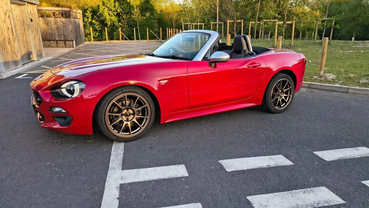 Fiat 124 Spider 2016 photo 3
